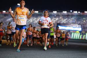 BIB: 20626, 20293, 
                            <button type="button" onclick="openModal(22930212)" class="btn btn-primary btn-sm float-right btn-popup" data-toggle="modal" data-target=".modal-high-quality">
                        <i class="fas fa-shopping-cart"></i> Add to Cart
                    </button>
                                            <button type="button" onclick="isThisMe(22930212, true)" class="btn btn-success btn-sm float-right btn-popup btn-isme hidden" data-toggle="tooltip" data-placement="bottom" title="นี่คือรูปของคุณใช่ไหม คลิกที่นี่เพื่อเอาเข้าอัลบั้ม">
                        <i class="fas fa-plus"></i> Add to album
                    </button>
                    <button type="button" onclick="isThisMe(22930212, false)" class="btn btn-warning btn-sm float-right btn-popup btn-isnotme hidden">
                        <i class="fas fa-ban"></i> Remove from album
                    </button>